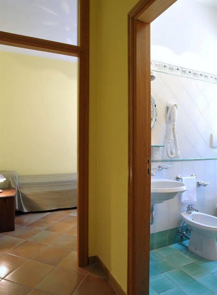 Villa Caprile 마사루브렌세 외부 사진